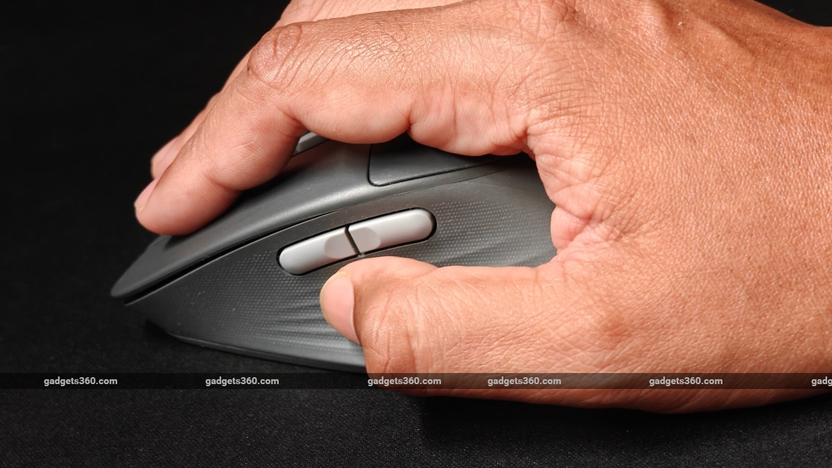 logitech signature comfort plus palm contact gadgets 360 LogitechSignatureComfortPlus  Logitech