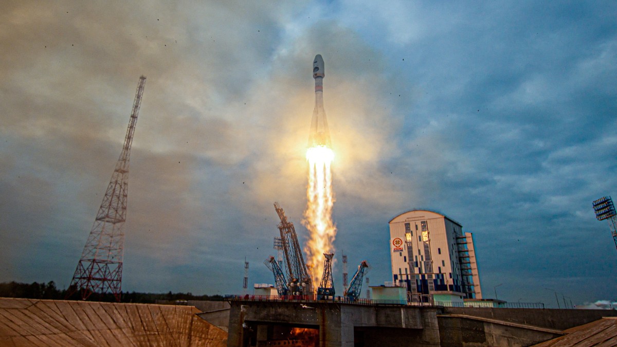 Russia&rsquo;s First Moon Mission in 47 Years Ends in Failure as Luna-25 Crashes on Lunar Surface