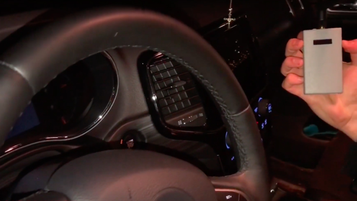 Hacker Creates a Device That Can Unlock Any Luxury Car