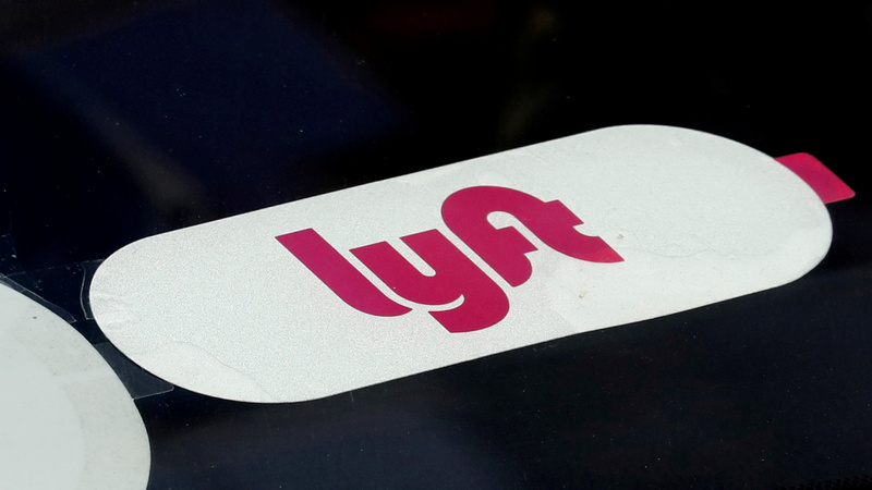 Lyft to Lay Off 982 Workers, Cut Salaries Due to Virus Outbreak
