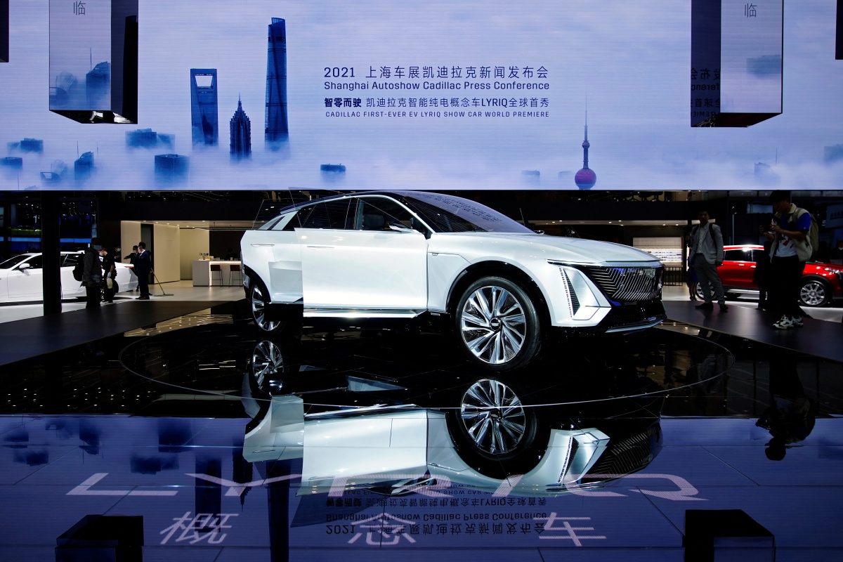 General Motors Plans 50 New Fee-Based Digital Features, Services by 2026