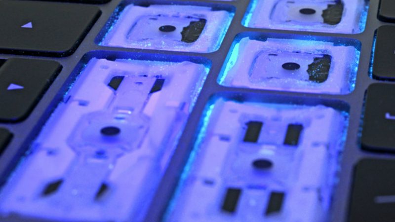 MacBook Pro 2017 and 2018 Models Undergo Dust-Test to Show Keyboard Improvement: iFixit