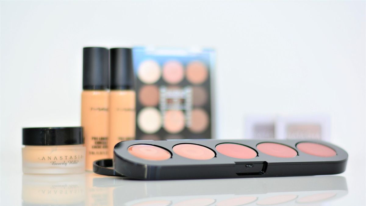How to Build a Pro Makeup Kit for Under ₹5,000? Find Top Essentials on Myntra
