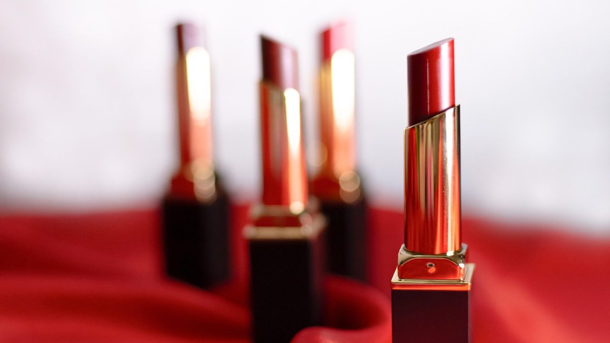 Luxury Makeup Brands Sneak Peek: Myntra Big Fashion Festival Early Deals