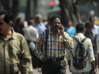 Telecom Subscriber Base Dips to 121 Crore in July: TRAI