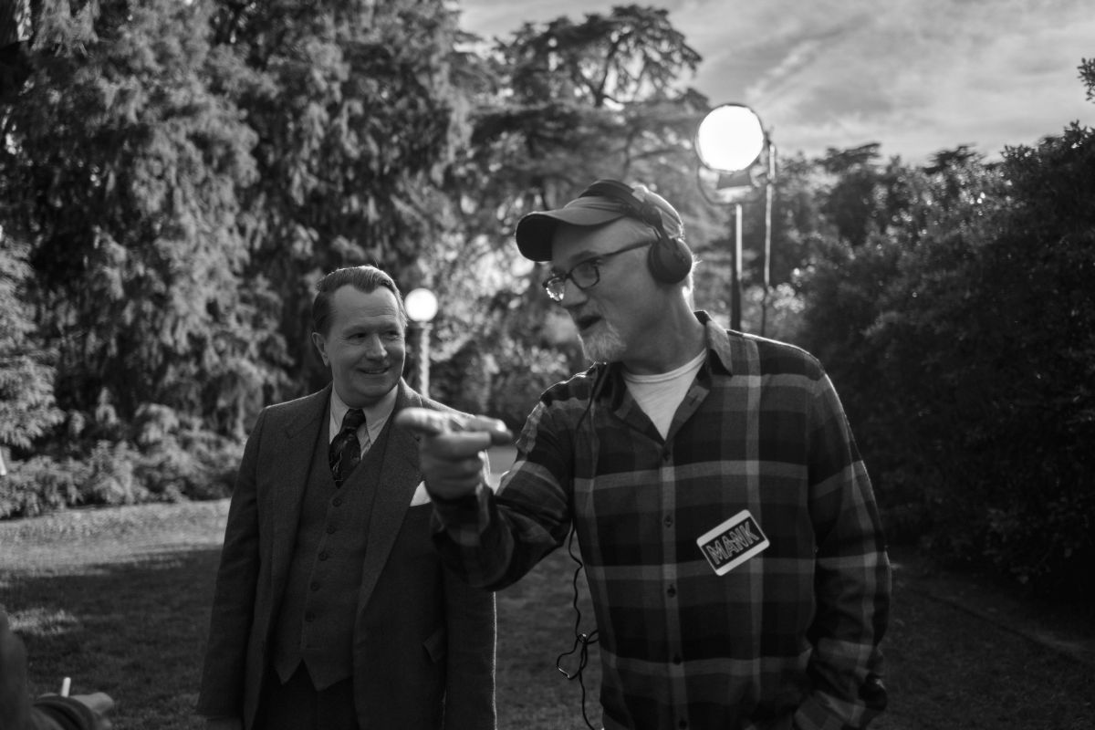 Golden Globes 2021: Netflix's Mank, The Crown Lead With Six Nominations Each as Female Directors Break Through