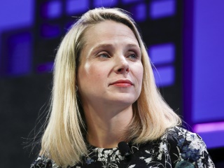 Marissa Mayer Fades Out as Yahoo Set to End Its Run