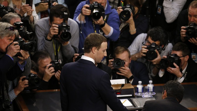 'Um, Uh, No': Zuckerberg Not Keen to Reveal Own Personal Info