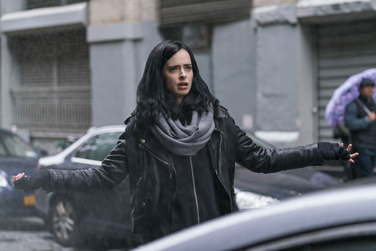 Jessica Jones' Krysten Ritter Talks Season 2, Getting Knocked Out on Set