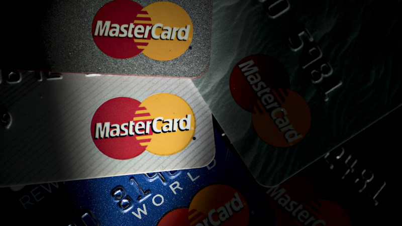 Google, Mastercard Said to Have Cut a Secret Deal to Track Retail Sales