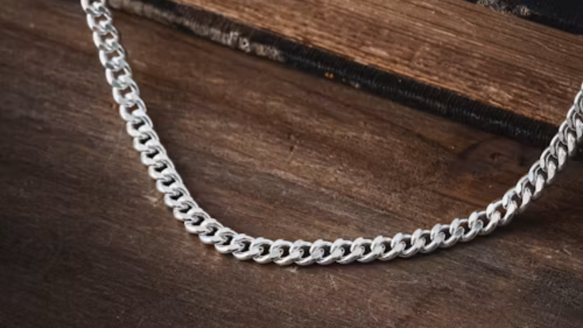 Best Silver Jewellery for Men: Elevate Your Daily Looks Effortlessly