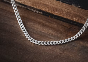 Best Silver Jewellery for Men: Elevate Your Daily Looks Effortlessly