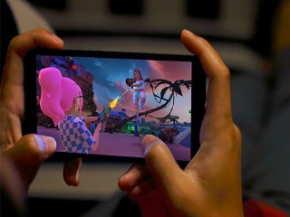 Mark Zuckerberg Expands Meta Horizon Worlds From VR Headsets to Smartphones and Web