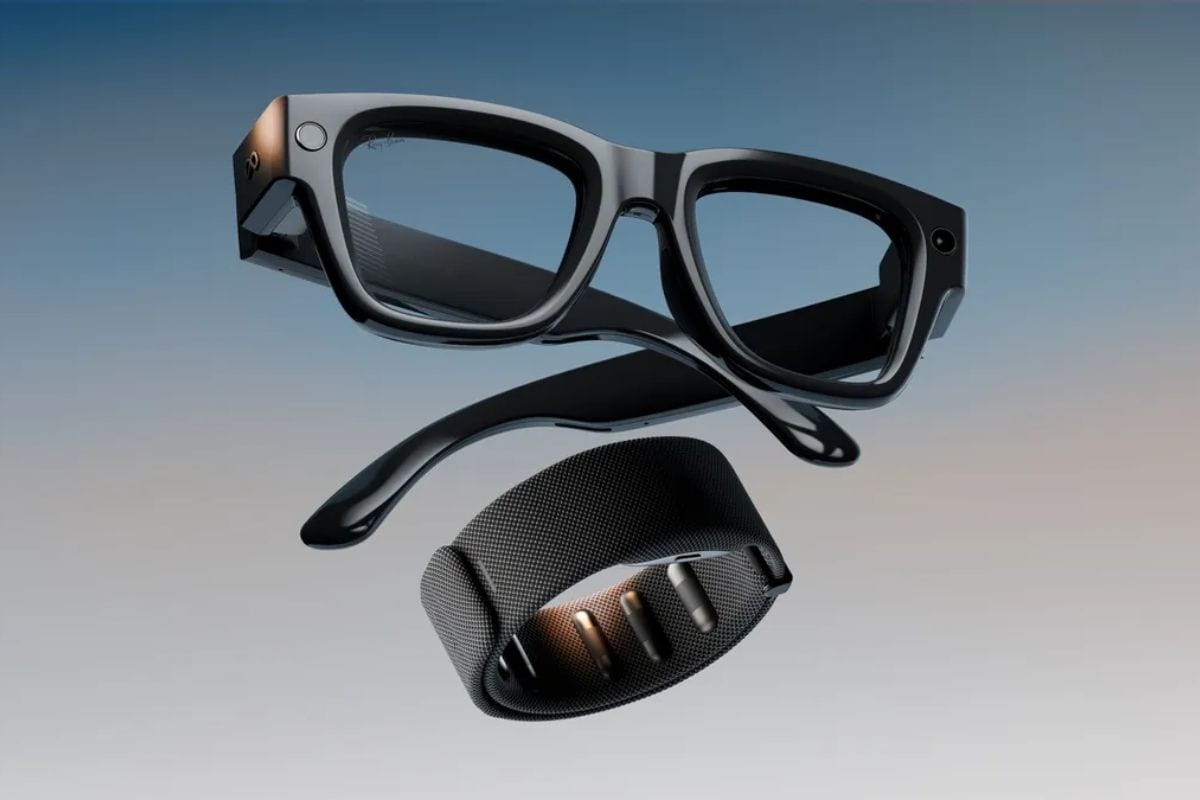 Meta Ray-Ban Display Smart Glasses Launched With AR Screen and Meta Neural Band
