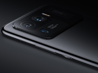 Should You Pick Mi 11 Ultra Against Others in Its Segment?