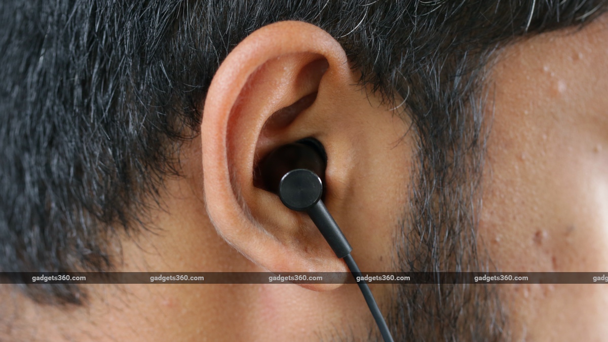 Mi Neckband Bluetooth Earphones Review