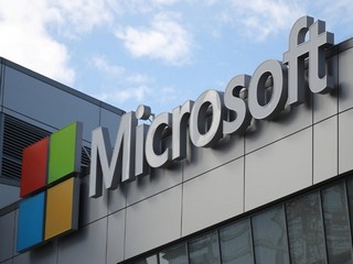Microsoft Threatens to Pull Gab Services Over Anti-Semitic Posts