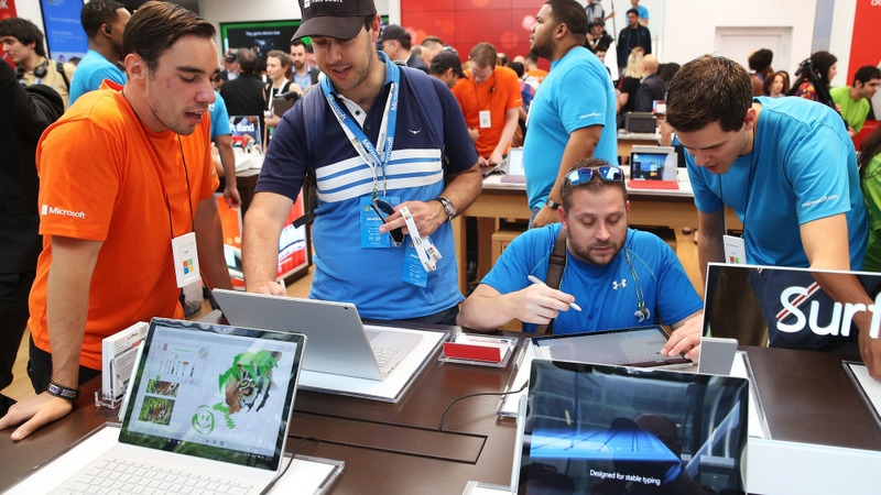 Microsoft Said to Plan Low-Cost Surface Tablet Line to Rival Apple's iPad