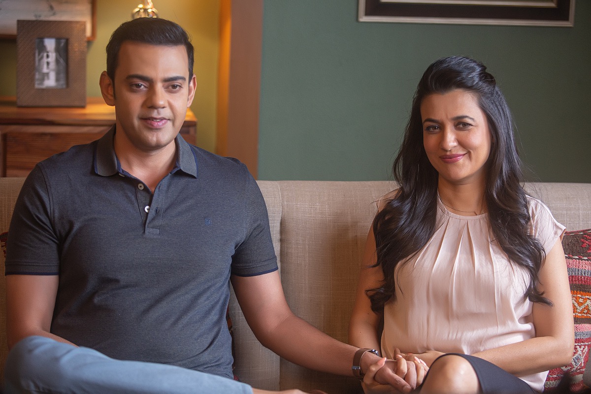 Mind the Malhotras Review: Indian Remake of Israeli Original Makes Very Little Effort to Be Original