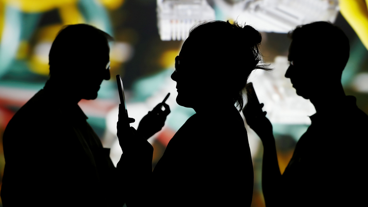 Lost Phone? Delhi Gets Web Portal to Enable Blocking, Unblocking of Stolen or Lost Mobile Phone