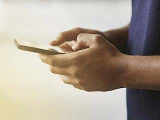 Smartphone Penetration Just 24 Percent in India, Claims Survey