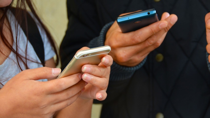 Most Indians Want to Switch to a New Smartphone in 12 Months: Counterpoint