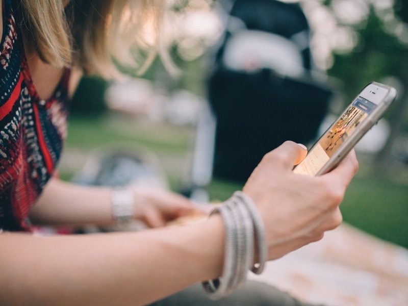 Diwali Gift Ideas: a Smartphone Shopping Guide