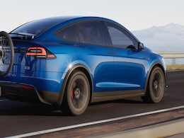 Elon Musk Says Tesla Looking to Invest in India; Starlink Will Also Enter the Country Elon Musk Says Tesla Looking to Invest in India; Starlink Will Also Enter the Country