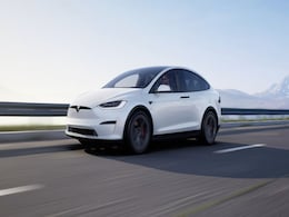Tesla Set to Bring Fully Autonomous Self-Driving Cars ‘Later This Year’, Says CEO Elon Musk Tesla Set to Bring Fully Autonomous Self-Driving Cars ‘Later This Year’, Says CEO Elon Musk