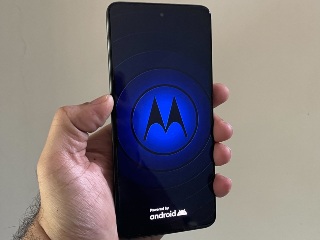 Moto G52 With 90Hz pOLED Display, Triple Rear Cameras Launched in India: Price, Specifications