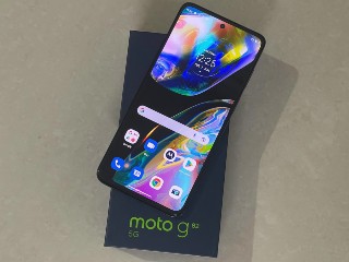 Moto G82 5G With a 120Hz AMOLED Display, Triple Rear Cameras Launched in India: Price, Specifications