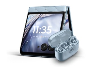 Motorola Razr 60, Moto Buds Loop Now Available in Swarovski Crystal-Studded 'Brilliant Collection'