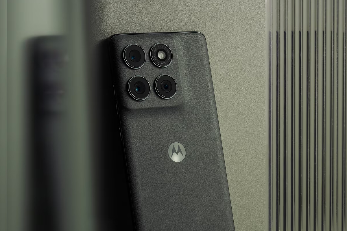 Motorola Edge 2025 With MediaTek Dimensity 7400 SoC, New AI Key Launched: Price, Specifications