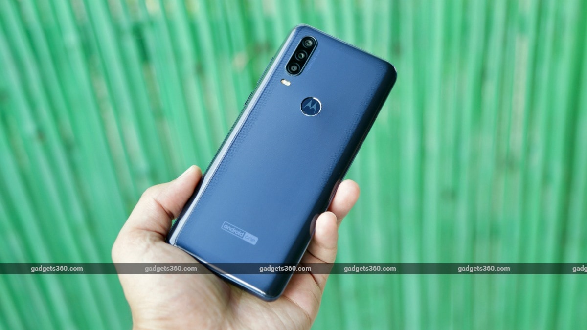 motorola one action back image gadgets 360 moto