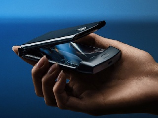 Motorola Razr (2019) Price in India Cut by Rs. 30,000