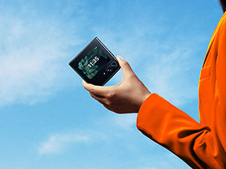 Motorola Razr+ Purportedly Bags China 3C Certification,&nbsp;May Offer 33W Fast Charging