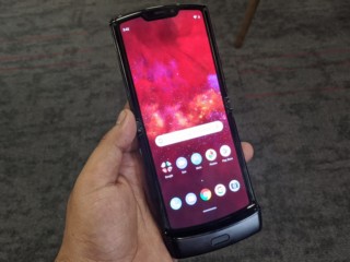 Motorola Razr (2019) Foldable Phone With Snapdragon 710 SoC Launched in India: Price, Specifications