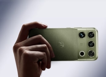 Motorola Signature 27 Unveiled With Snapdragon 8 Elite Gen 6 Chip, 200-Megapixel Telephoto Camera