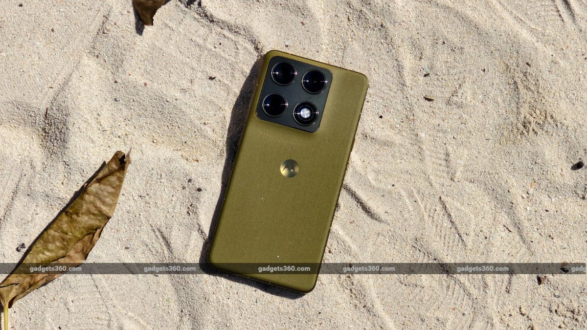 motorola signature gadgets 360 8 motorola_signature_gadgets_360