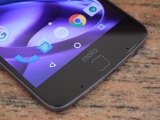 Moto Z Reportedly Starts Receiving Android 7.1.1 Nougat Update