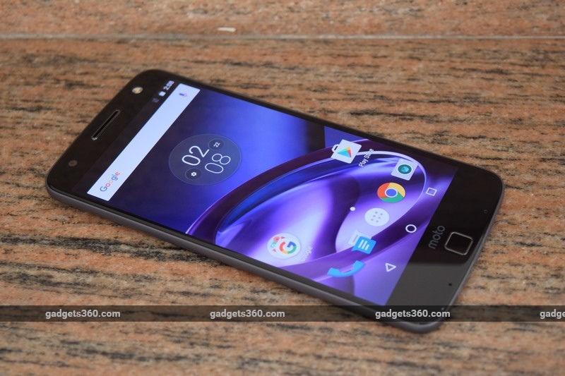 Moto Z (2017) Image Leaks With New Fingerprint Sensor; Snapdragon 835 SoC Expected