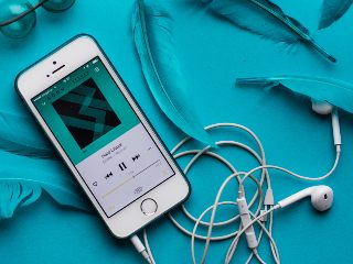 How Spotify, Gaana Are Navigating India&rsquo;s Unique Music Streaming Landscape