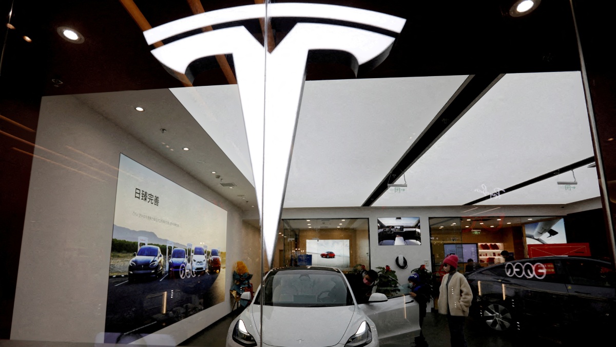 EV Charger Makers Oppose Texas' Plan to Mandate Tesla Charging System