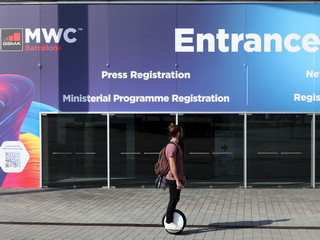 Coronavirus Causes Half-Billion-Dollar Loss to Tech Industry After Major Event Cancellations: Report