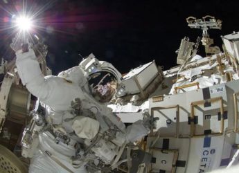 NASA Reportedly Plans to Use SpaceX Dragon to Bring Astronauts Stranded in Space Back to Earth