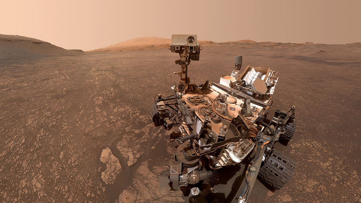 NASA's Curiosity Rover Finds Clay Cache on Mars