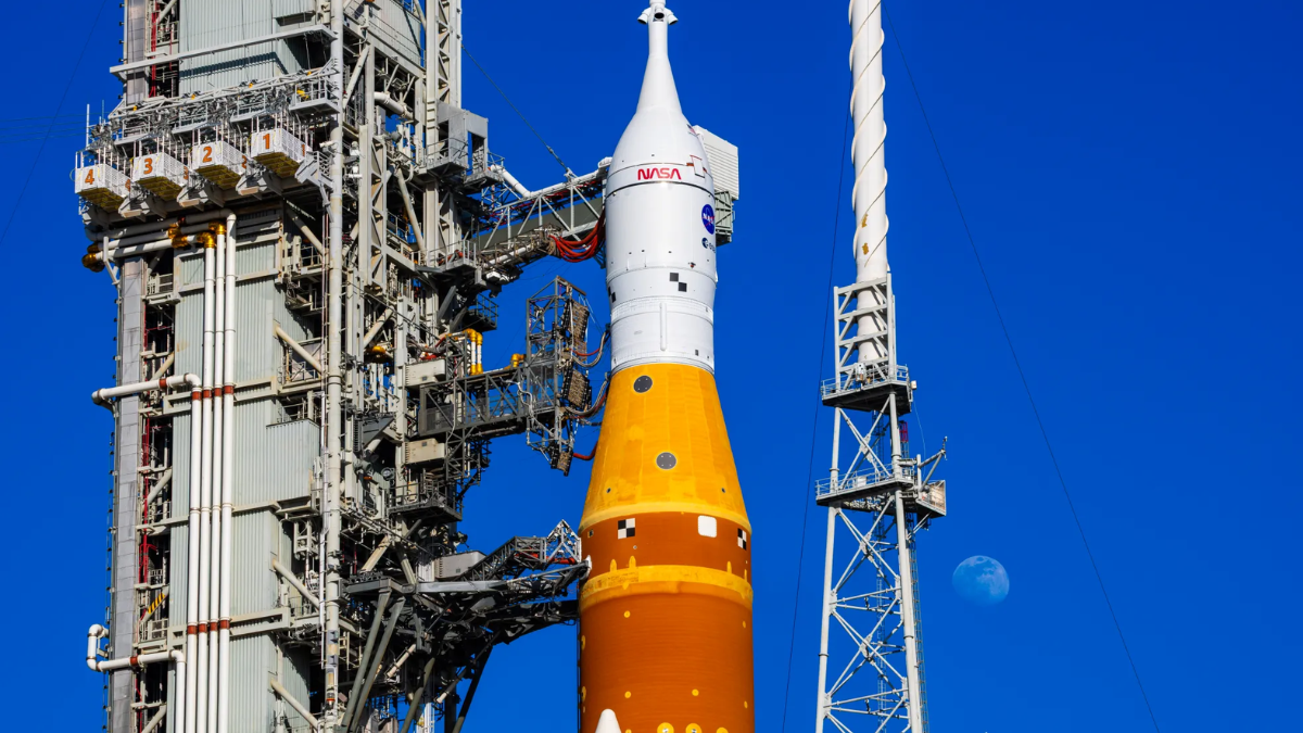 NASA Rolls Back Artemis II Rocket After Upper Stage Helium Issue