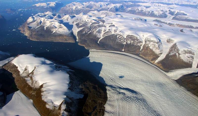 NASA Says So Much Water Pulsed Through a Melting Glacier, It Warped Earth's Crust