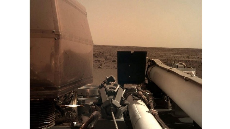 NASA's InSight Spacecraft, Safely on Mars, Snaps Some Pictures