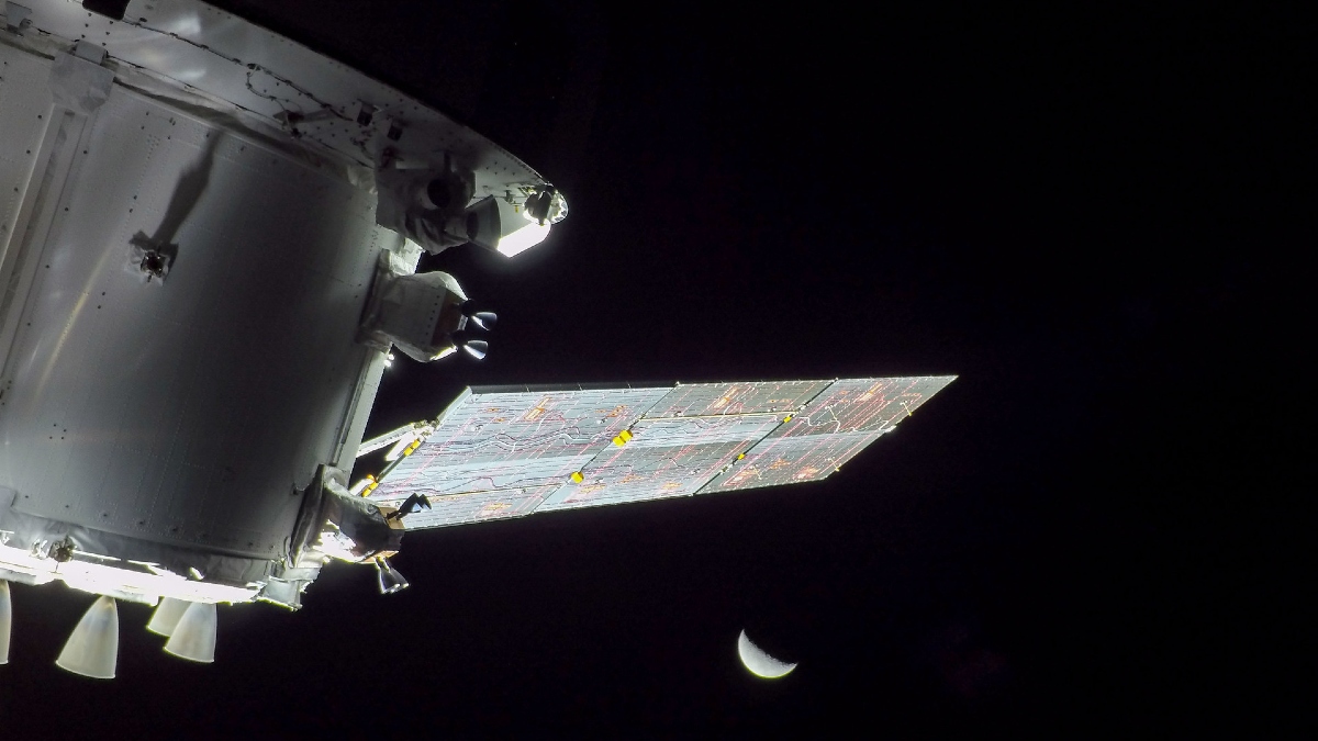 NASA's Orion Spacecraft Enters Lunar Orbit a Week After Artemis I Launch